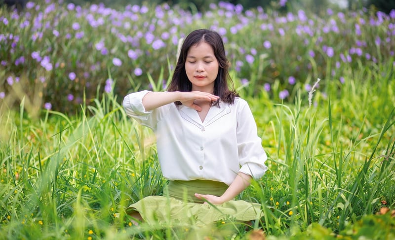 Deep Diaphragmatic Breathing
